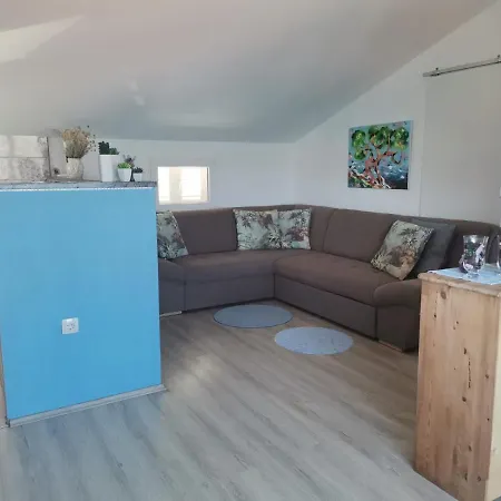 Blue View Apartment *